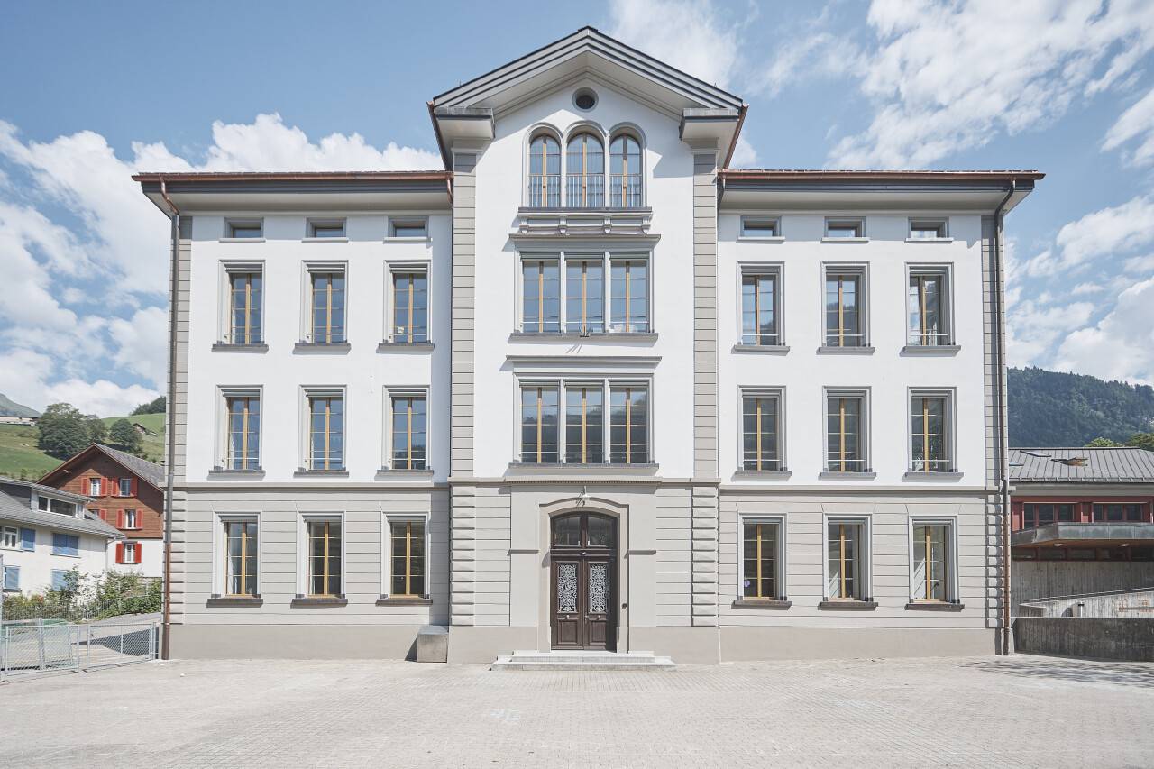 Primarschulhaus, Engi